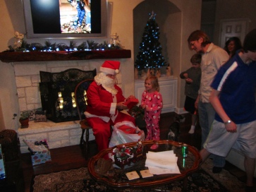 2013-12-23 21-11-01 Hildebrand Christmas.jpg